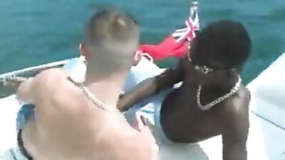 Fucking on boat with no limits!