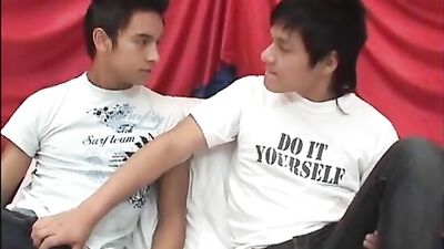 Franciscos Gay Porn Lesson: Uber Learns How to Jerk and Suck!