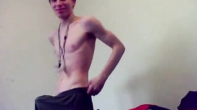 Hung Guys Take Over! Web-Cam Showoff