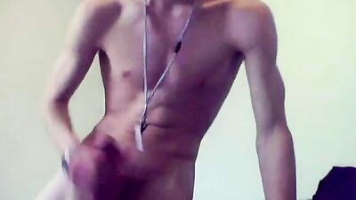 Hung Guys Take Over! Web-Cam Showoff