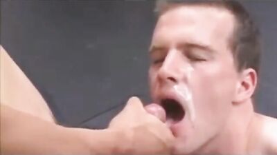 Cumming Facial Frenzy: Twinky Jock Cream Explosion!