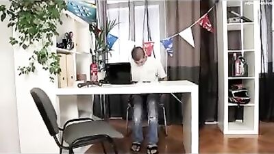 Exposed: The Risky Adventures of a Young Bareback Gay Porn Star!