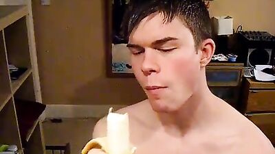 Banana Deep Throat: Unleashing Gay Passion!