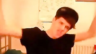 Miley Cyrus Cover Gay Porn - Party In The USA by Luke Reeve