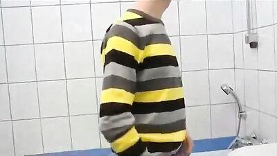 Gay Porn Bath Time: Soap, Sex and Solo Pleasure!