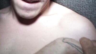Cum Swallowing Twink: Cum Shot Laps!