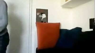 Young Twink On Cam: Amateur Gay Porn Video!