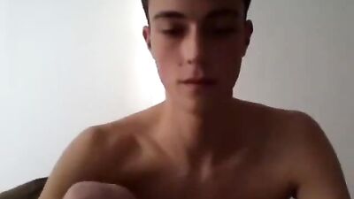 Gorgeous Bavarian Cutie - Web-Cam Love Experience