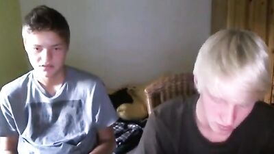 Blonde Web-Cam Boy Heats Up Gay Porn Scene!