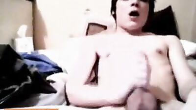 Gay Porn Web-Cam Sensation - Wankerboy!