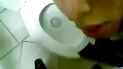 Bathroom Blowjob Revenge