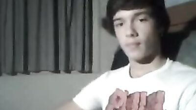 Horny Hottie Boy: Amateur Gay Porn Exposed!