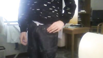 Run a Napkin: Amateur Gay Porn Video!