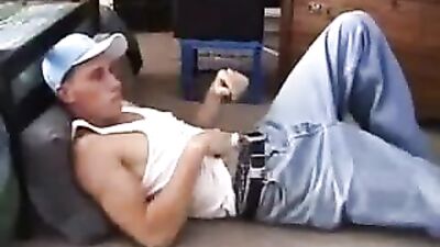 Hot Solo Wank: Hardcore Gay Porn Adventure