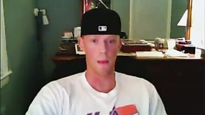 College Fit Guy Makes Gay Porn Again!