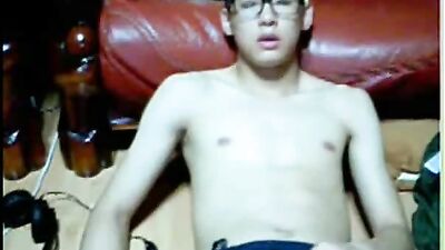 Cute Asian Thai Wank Cam: A Sensual Journey into Erotic Desire!