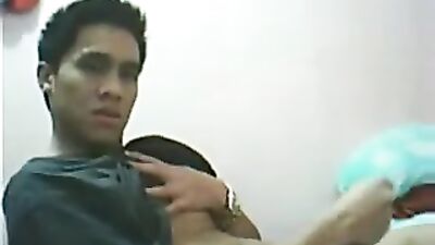 Green Shirt Web-Cam - Hardcore Men in Action!