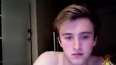 Unleashed Bi British Stallion Web-Cam - Uncut UK Bi Guy