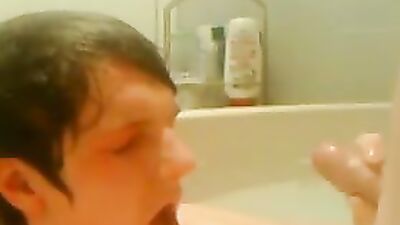 Twin Self-Facial Fetish In The Tub