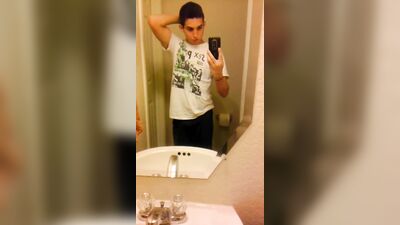 Young twink web-cam show and intense cumshot!