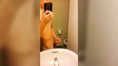 Young twink web-cam show and intense cumshot!