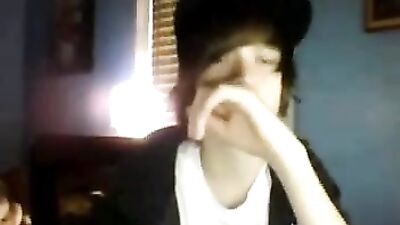 Web-Cam Bad Boy Wanks - Exposing Raw Manhood!