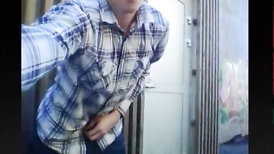 Outdoor Webcam Jerkoff with Alexxboy: Hardcore Adventures in the Great Outdoors