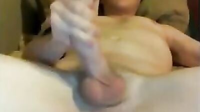 CamWankers Solo Adventure: Exploring the Wild Side of Gay Porn!