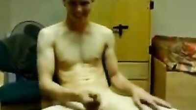 Gay College Jocks: Hardcore Jerk-Off Showdown!