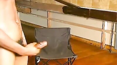 Cumshot Kings Reign: The Ultimate Gay Porn Experience