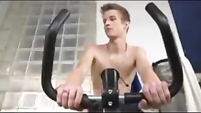 Muscle Guy Gets Sucked: Hardcore Action