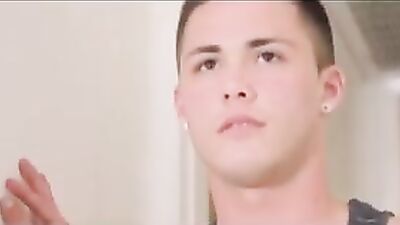 Lotsa Boys Barebacking: Group Sex Adventure!