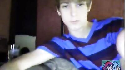 Jerking Web-Cam Boy: Hardcore Gay Porn Video!