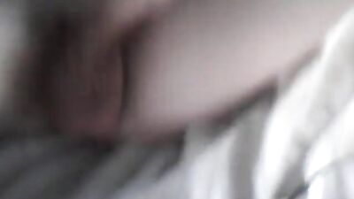 Young Fingering Cumming Desires