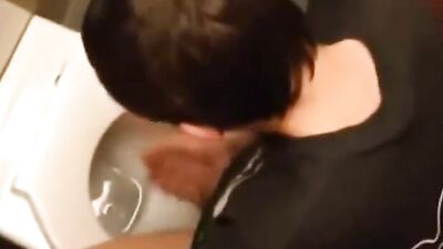 Handsome Hunks in the Bathroom: Hardcore Gay Porn Action!