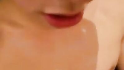 Double Sucking Action - Oral Delight