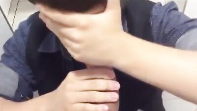 Gangbang with Cute Sucking Friends!