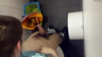 Gay Porn Spycam in Toilets - Hot Boys Caught Jo.