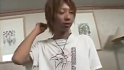 Japanese Stripping : The Ultimate Asian Boy Experience!