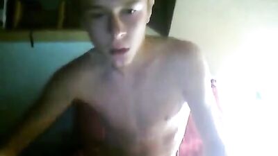 Cam show revamped! Web-Cam boys going wild!