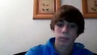 Gay Web-Cam Chat Turns into Dirty Fun!