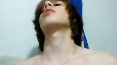 Cuties in action - Toilet Lust!