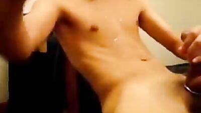 Webcam Asian Cumplay: Self-Tasting Explosion