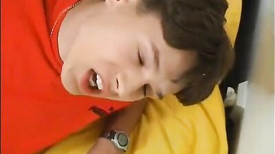 Young Cutie Jerks Off And Cums: Gay Solo Porn Video!