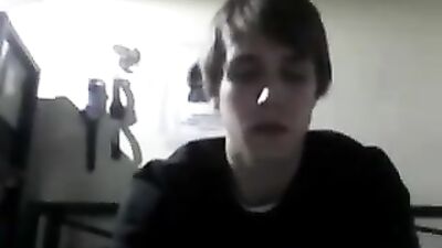 Young Twink Jizzing Solo for Your Pleasure!