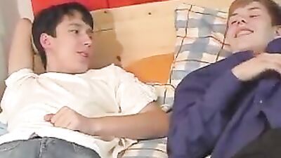 Gay Porn Action: Ivan & Maunas