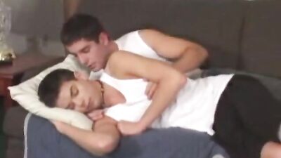 Gay Twinks Kiss: Fetish Desire