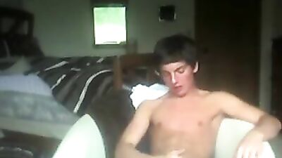 Teen Webcam Cum Closeup - Hard Fast Wank Action