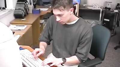 Twink Disrobes for Cam: The Ultimate Gay Porn Experience