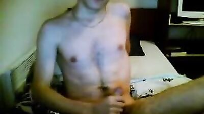 Hairy Wanker: Solo Gay Porn Video - Hardcore Hairy Action!